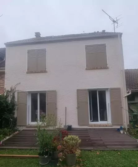 Volets battants aluminium laqué après pose — RSM Rénovation Eaubonne 95